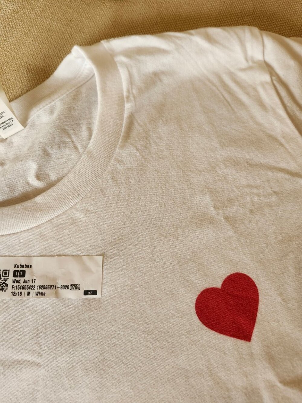Heart embroidered t shirt - Picture 5 of 5